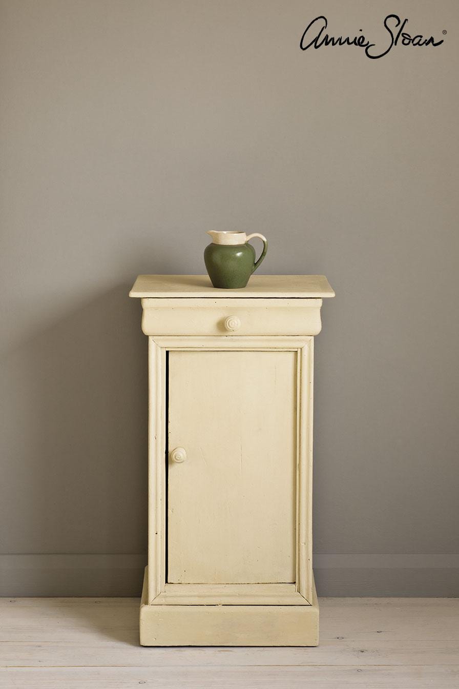 The Owl Box Chalk Paint® by Annie Sloan Cream