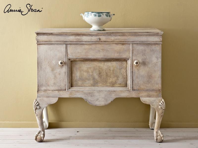 The Owl Box Chalk Paint® by Annie Sloan Versailles